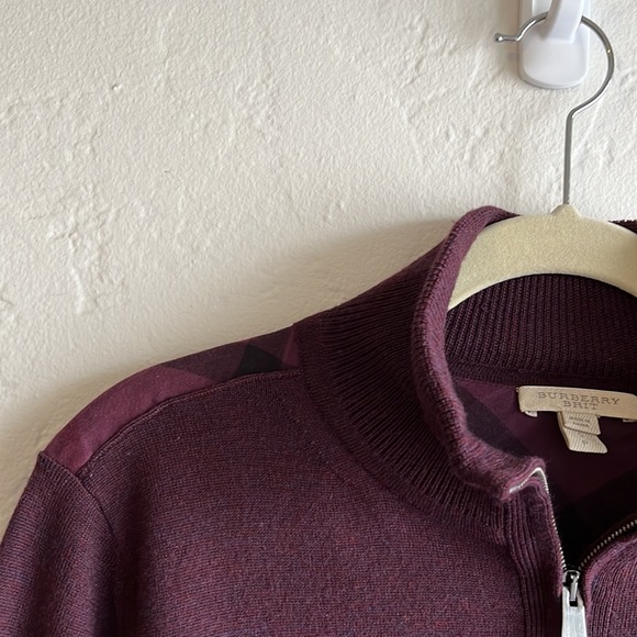 Burberry Brit Men’s Burgundy Pullover with Shoulder Detail, Size SM - Picture 4 of 4